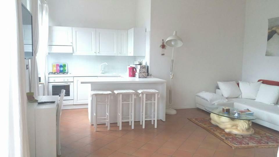 Appartamento Ellen Torbole Sul Garda Exterior photo